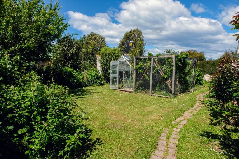 Photo of property in 17 Burnett Street, Kakanui, Oamaru, 9495