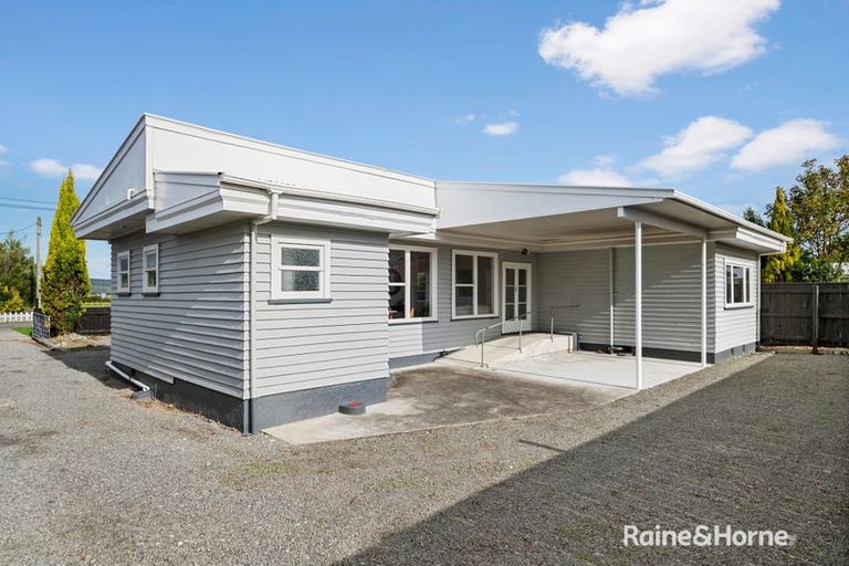 Photo of property in 176 East Street, Greytown, 5712