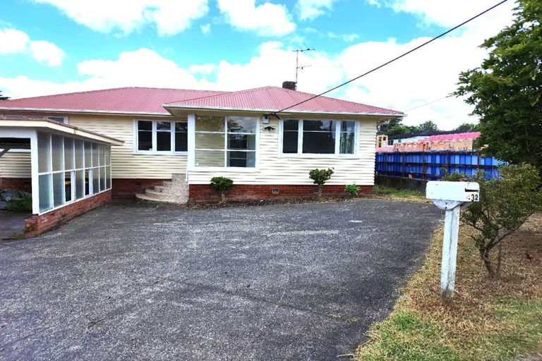 Photo of property in 32 Fruitvale Road, New Lynn, Auckland, 0600