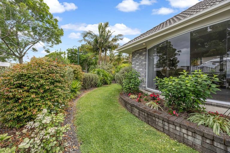 Photo of property in 15 Bluefin Way, West Harbour, Auckland, 0618