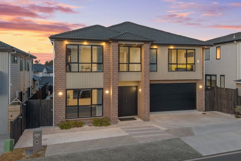Photo of property in 19 Dungloe Avenue, Flat Bush, Auckland, 2019