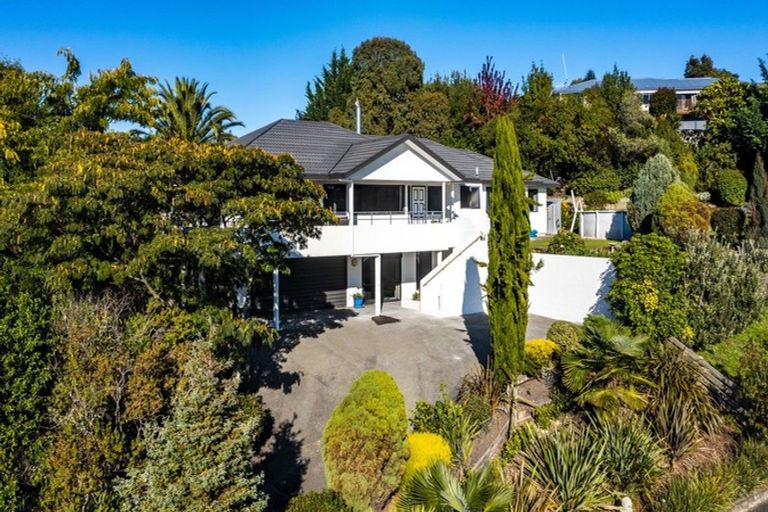 Photo of property in 37 Hetley Crescent, Taradale, Napier, 4112