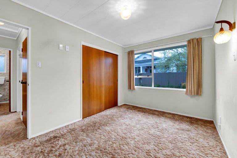 Photo of property in 17a Hamlet Street, Stratford, 4332