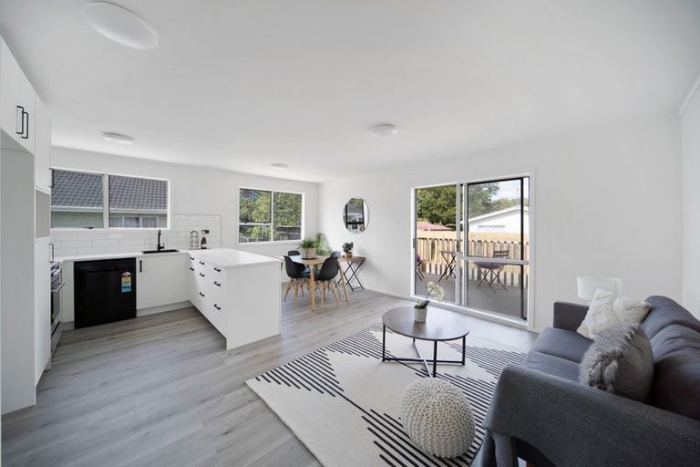 Photo of property in 5 Mikasa Place, Mangere, Auckland, 2022