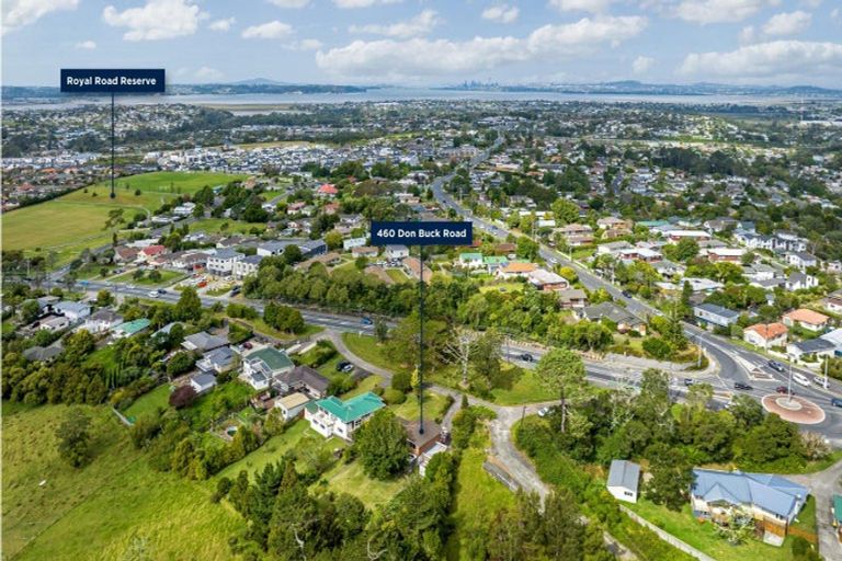 Photo of property in 460 Don Buck Road, Massey, Auckland, 0614