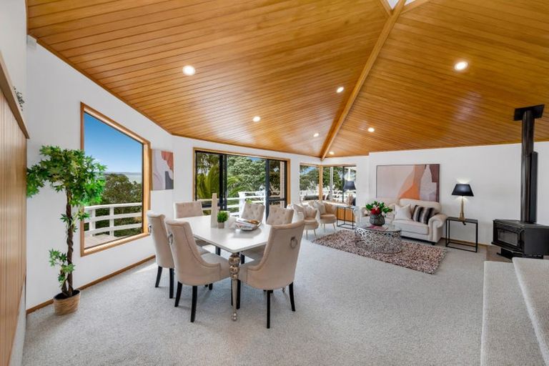 Photo of property in 16 Tainui Road, Cockle Bay, Auckland, 2014