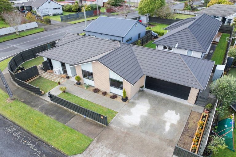 Photo of property in 102 Thackeray Street, Trentham, Upper Hutt, 5018