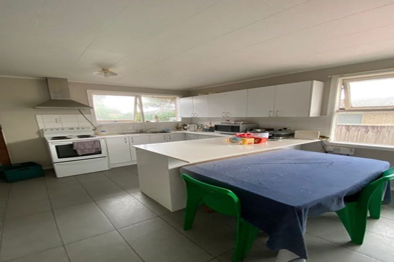 Photo of property in 8 Jury Place, Favona, Auckland, 2024