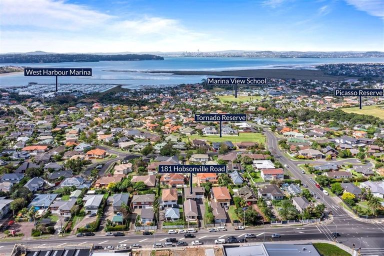 Photo of property in 181 Hobsonville Road, Hobsonville, Auckland, 0618