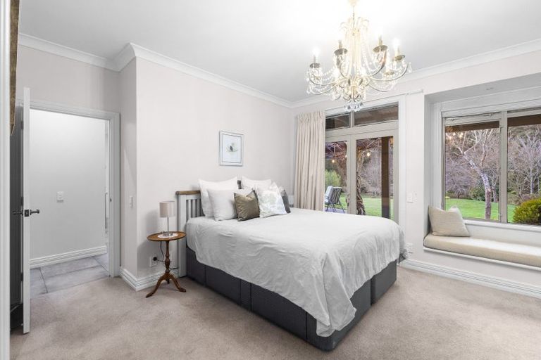 Photo of property in 274 Polson Hill Drive, Aokautere, Palmerston North, 4471