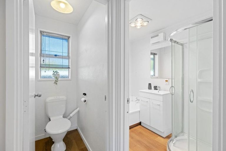 Photo of property in 1/102a Queenspark Drive, Parklands, Christchurch, 8083