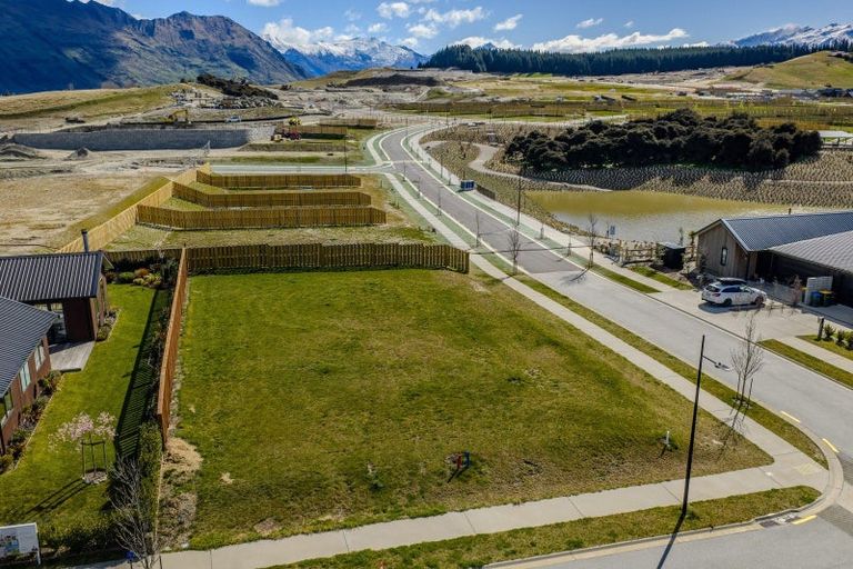 Photo of property in 59 Mount Nicholas Avenue, Wanaka, 9305