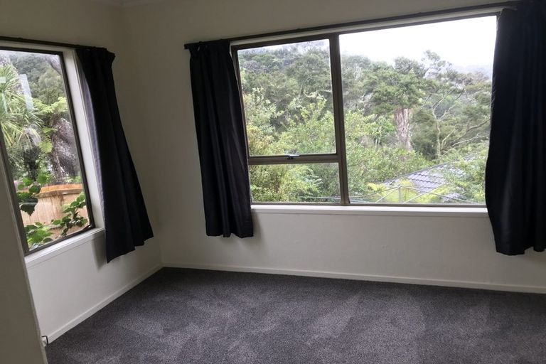 Photo of property in 38 Tree View Avenue, Glenfield, Auckland, 0629