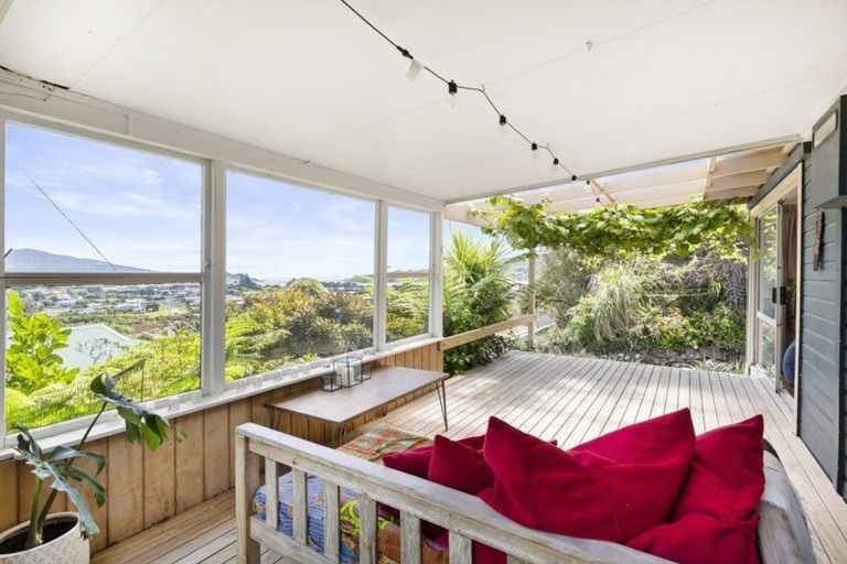 Photo of property in 8a Government Road, Raglan, 3225