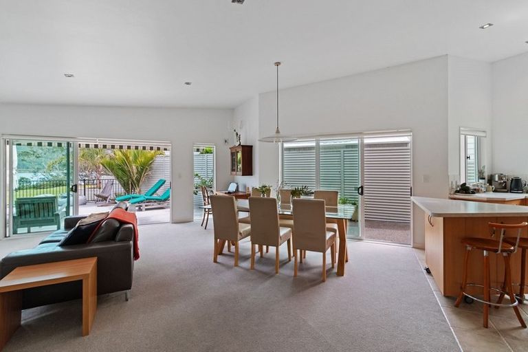 Photo of property in 61 Tangiteroria Lane, Pauanui, Hikuai, 3579