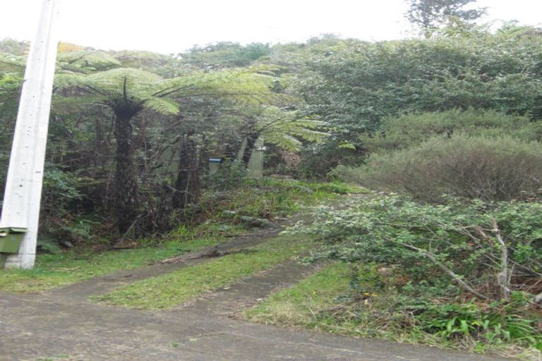 Photo of property in 32 Ocean Beach Road, Tairua, 3508