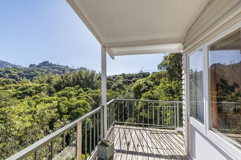 Photo of property in 100 Wilton Road, Wilton, Wellington, 6012