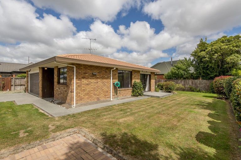 Photo of property in 24 Kingrove Street, Bishopdale, Christchurch, 8053
