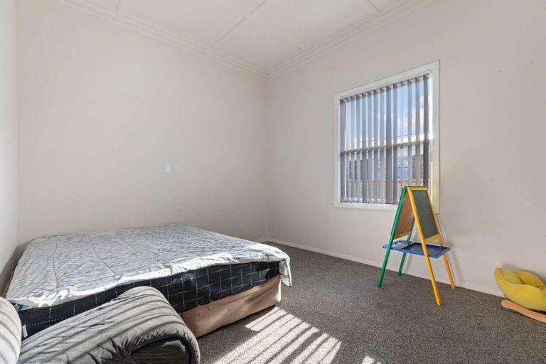 Photo of property in 15 Princes Street, Pukekohe, 2120