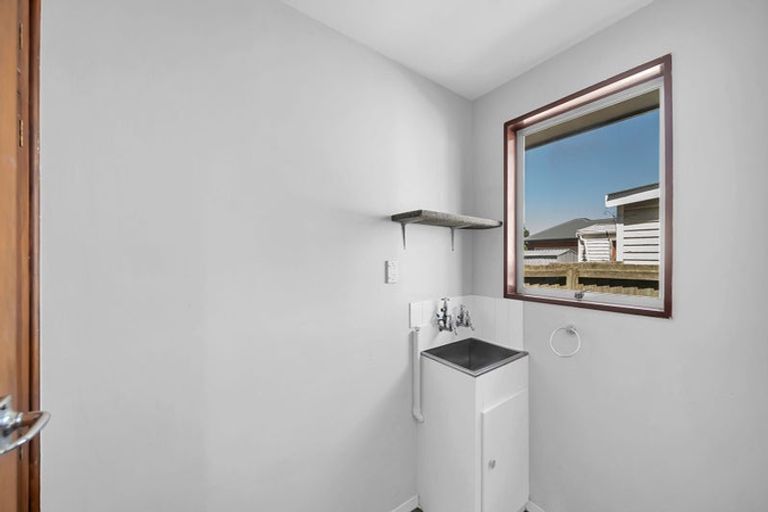 Photo of property in 35 Estuary Road, New Brighton, Christchurch, 8061