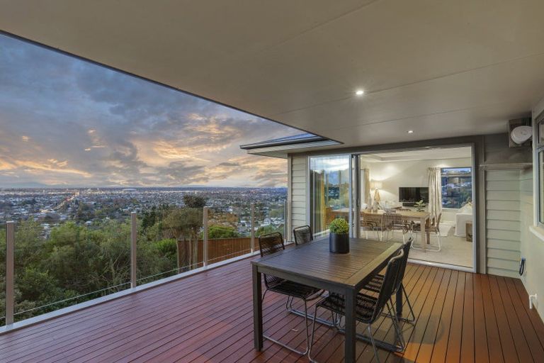 Photo of property in 98 Holliss Avenue, Cashmere, Christchurch, 8022