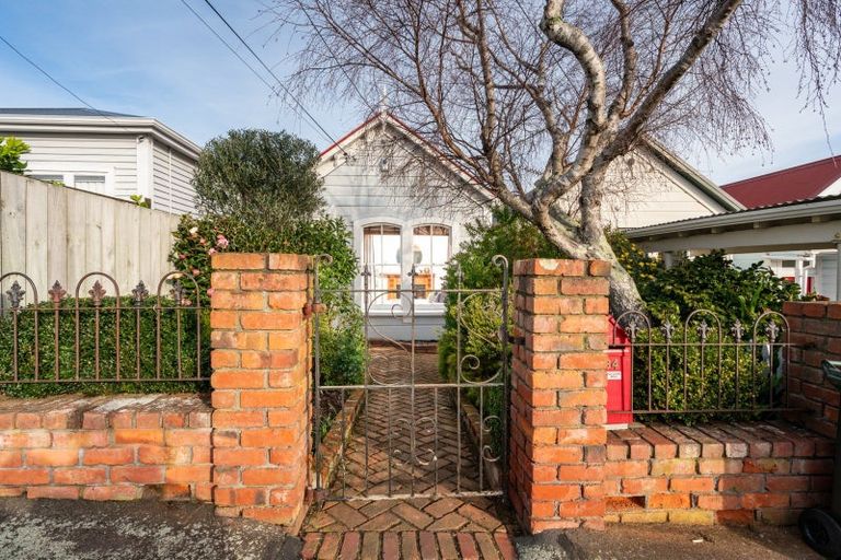 Photo of property in 84 Wilson Street, Newtown, Wellington, 6021