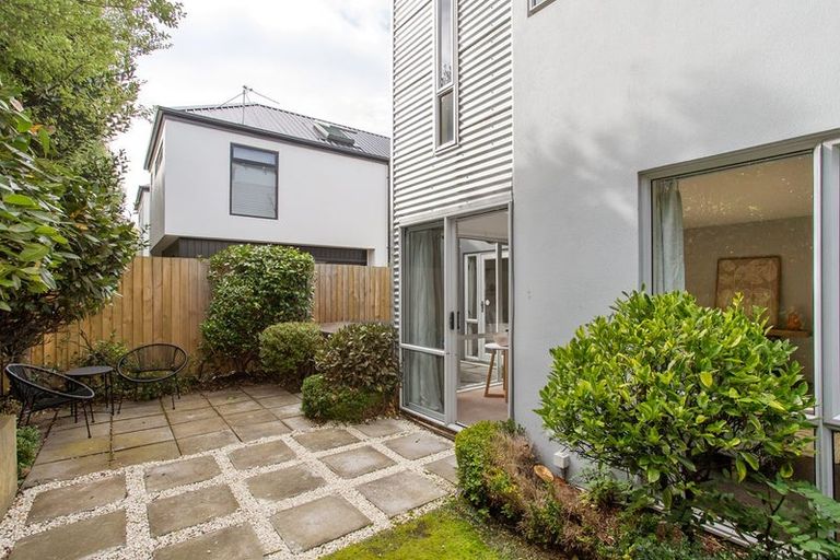 Photo of property in 12a Brockworth Place, Riccarton, Christchurch, 8011