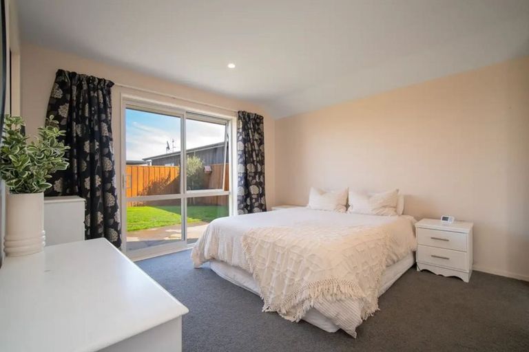 Photo of property in 19 Ridgeway Avenue, Rolleston, 7615