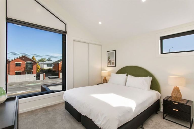 Photo of property in 1/151 Edgeware Road, Edgeware, Christchurch, 8013