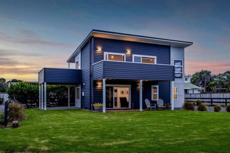 Photo of property in 5 Dorset Street, Opunake, 4616