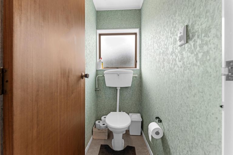 Photo of property in 7a Kirrama Place, Conifer Grove, Takanini, 2112