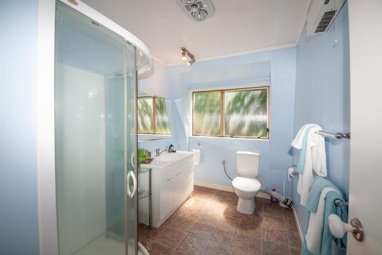 Photo of property in 81a Churton Drive, Churton Park, Wellington, 6037