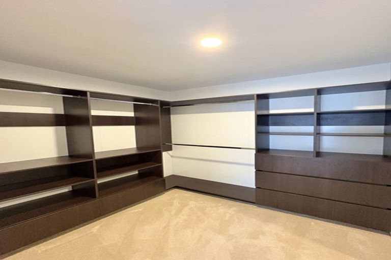 Photo of property in 7 Zara Court, Windsor Park, Auckland, 0632