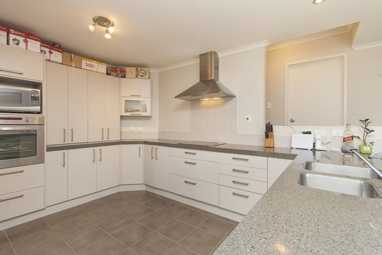 Photo of property in 8 Ludlow Place, Pukekohe, 2120