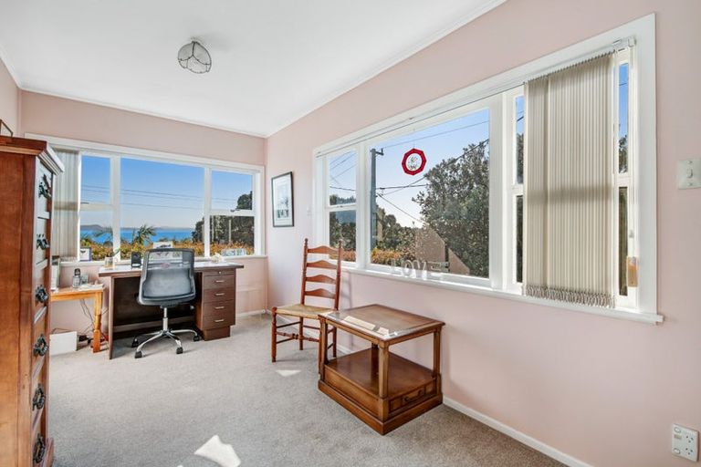 Photo of property in 18 Kauri Road, Stanmore Bay, Whangaparaoa, 0932