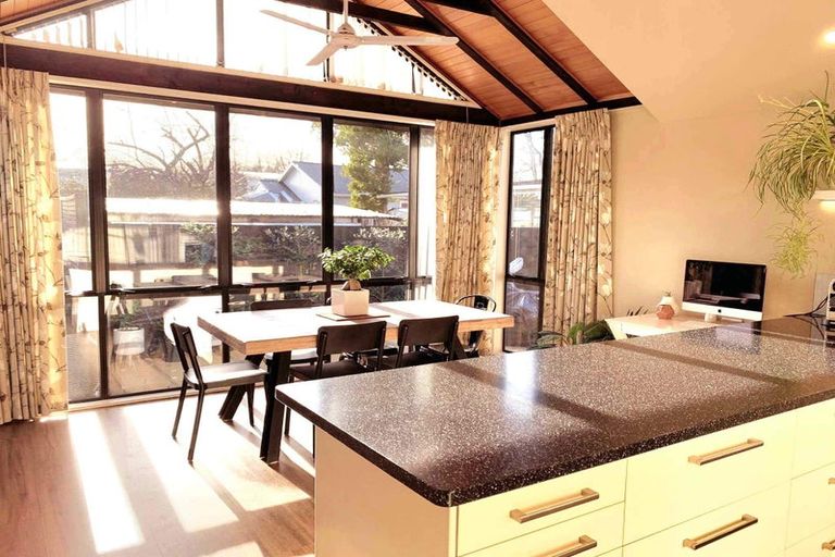 Photo of property in 95 Saint James Avenue, Papanui, Christchurch, 8053