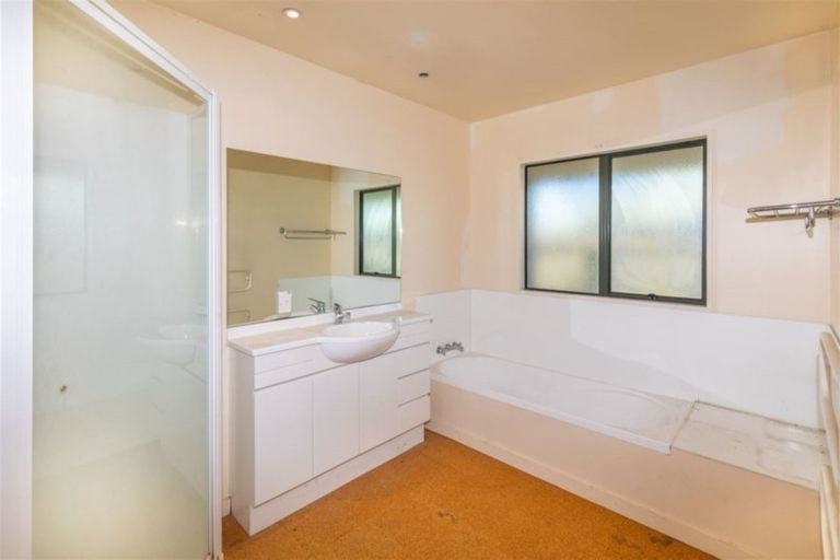 Photo of property in 20 Riverton Terrace, Halswell, Christchurch, 8025