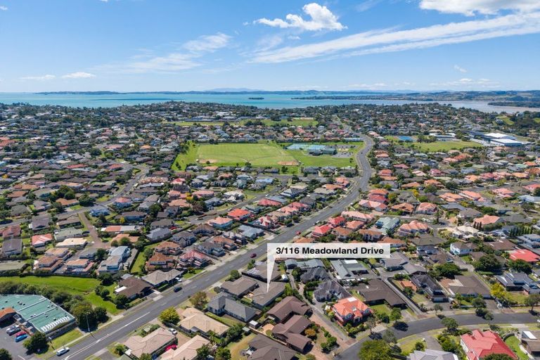 Photo of property in 3/116 Meadowland Drive, Somerville, Auckland, 2014