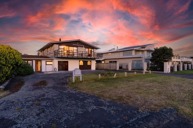 Photo of property in 21 Hartley Street, Foxton Beach, Foxton, 4815