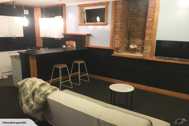 Photo of property in 25 Porter Crescent, Helensville, 0800