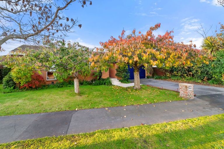 Photo of property in 220 Sawyers Arms Road, Bishopdale, Christchurch, 8053