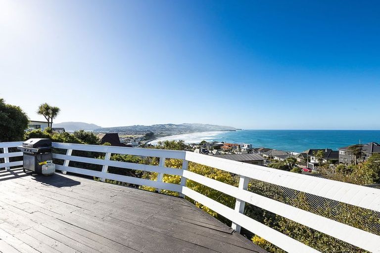 Photo of property in 60 Cliffs Road, Saint Clair, Dunedin, 9012