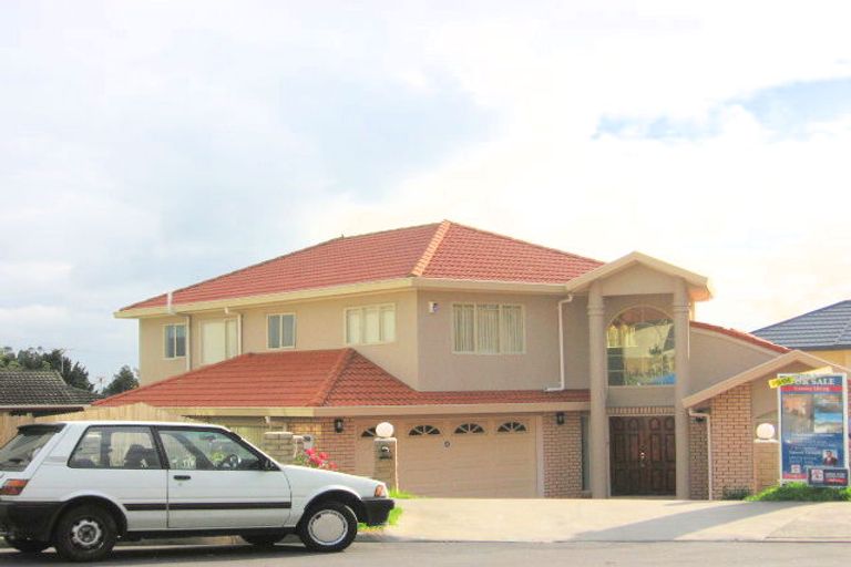 Photo of property in 18 Pelargonium Terrace, Goodwood Heights, Auckland, 2105