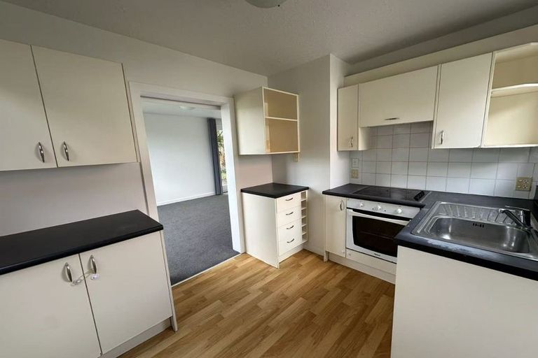 Photo of property in 5/73 Clare Road, St Albans, Christchurch, 8014