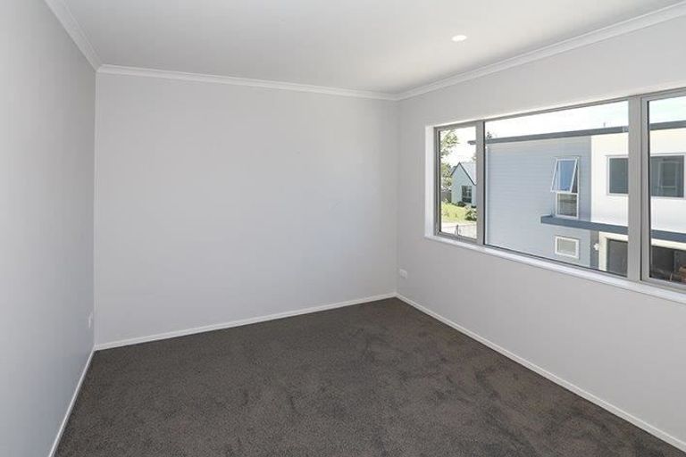 Photo of property in 11u1 Crosher Place, Silverdale, Hamilton, 3216