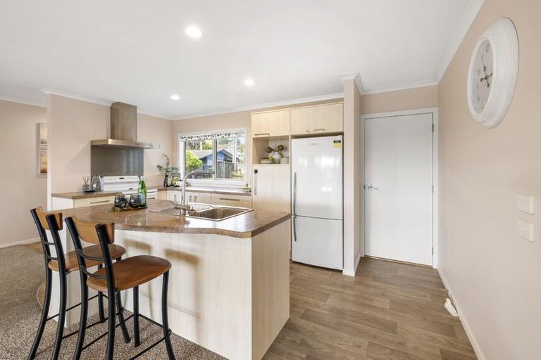 Photo of property in 12 Mahana Place, Raglan, 3225