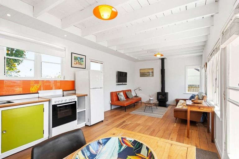 Photo of property in 700 Papamoa Beach Road, Papamoa Beach, Papamoa, 3118