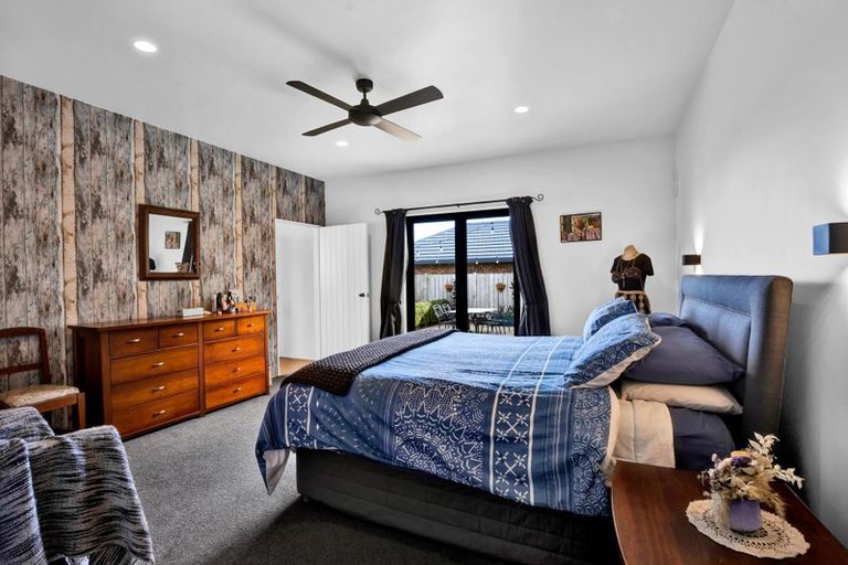 Photo of property in 35 Maire Street, Hawera, 4610