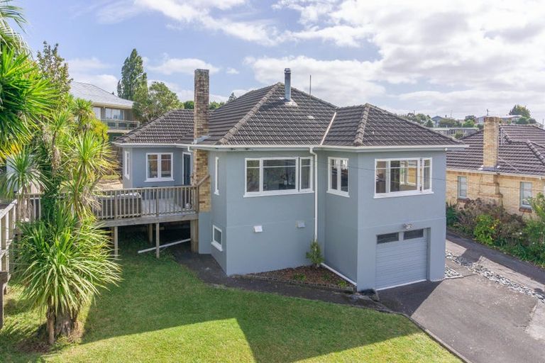 Photo of property in 122 Maeroa Road, Maeroa, Hamilton, 3200
