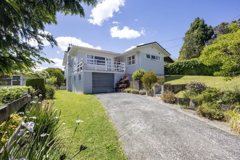 Photo of property in 27 Mason Street, New Lynn, Auckland, 0600